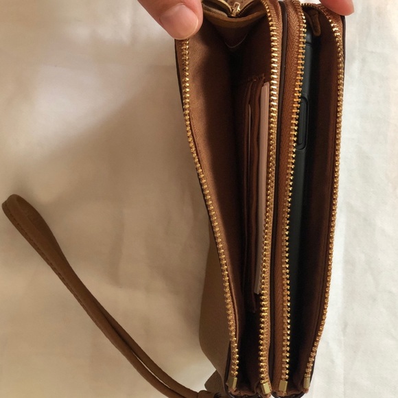 Coach Double Corner Zip Wristlet in Light Saddle - Picture 6 of 8